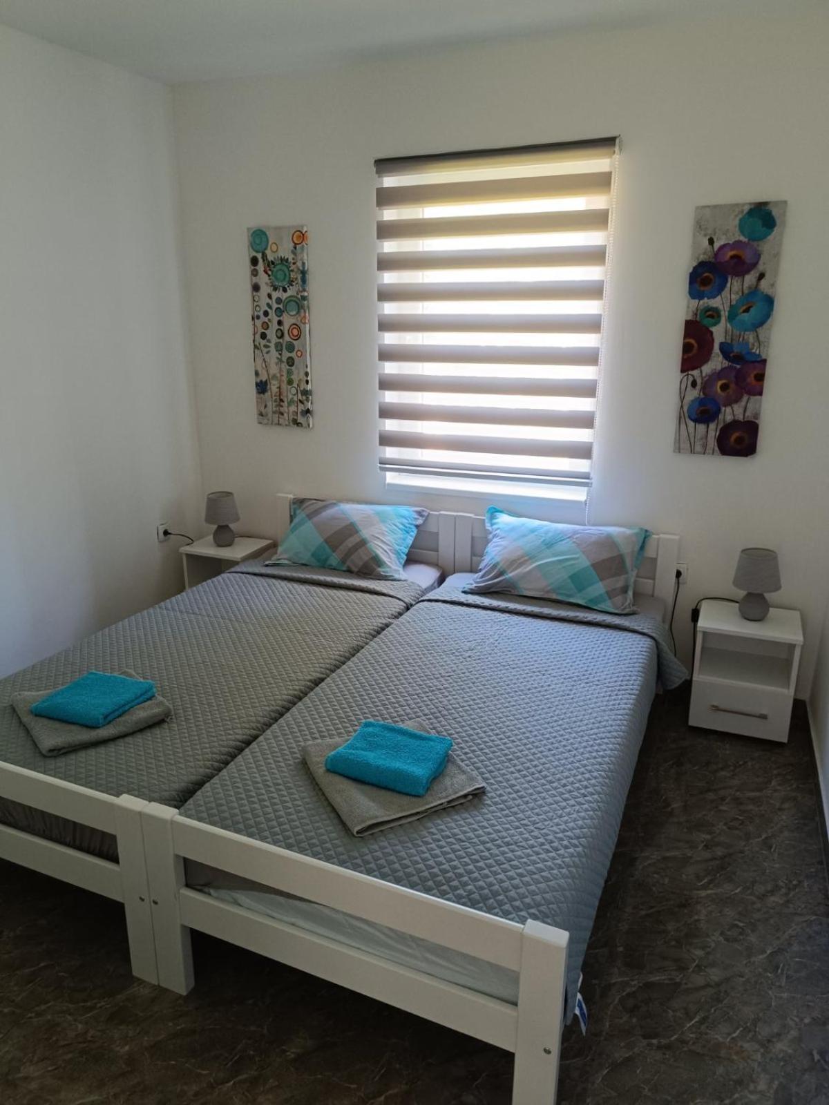 מלון Veliko Gradište Silver Rose Apartman מראה חיצוני תמונה